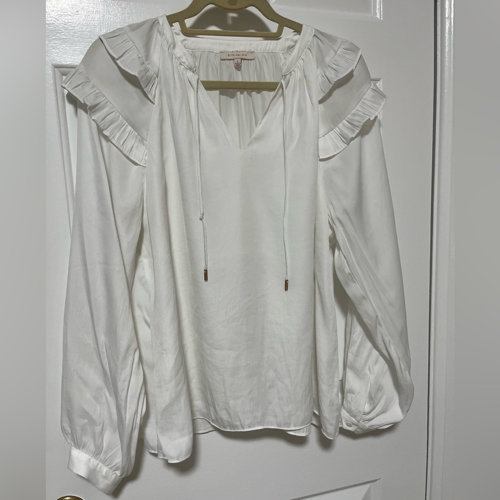 Skies are Blue draped white silky ruffled blouse - L - EUC